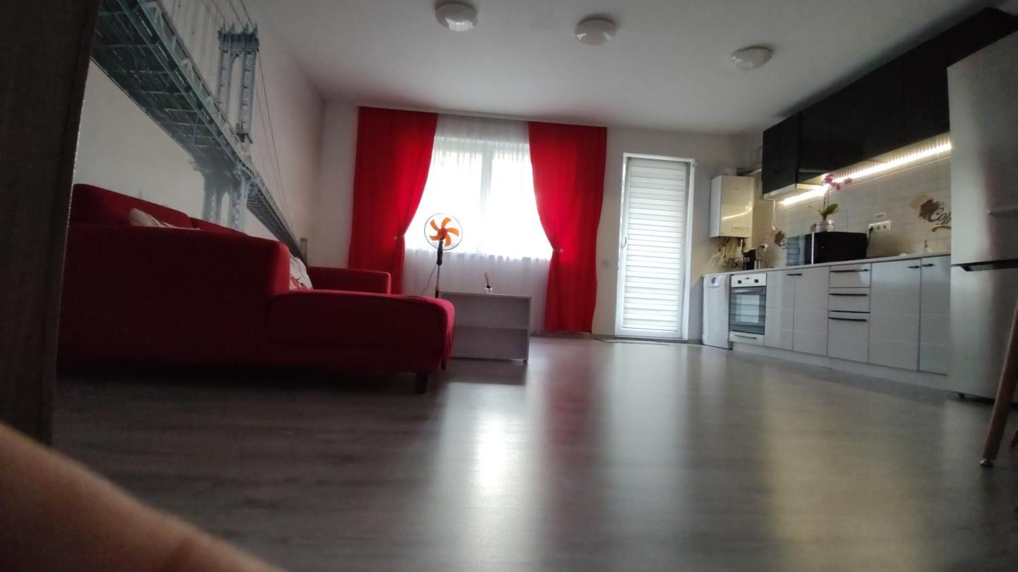 Apartament Cu Terasa Atelierul De Pizza Floreşti Eksteriør bilde